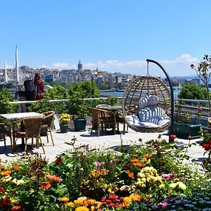 Garden Terrace Стамбул