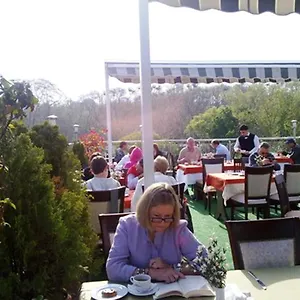 Guelhanepark & Hotel